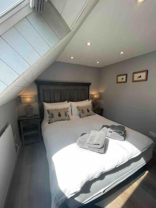 The Carriage House Villa Salisbury Exteriör bild